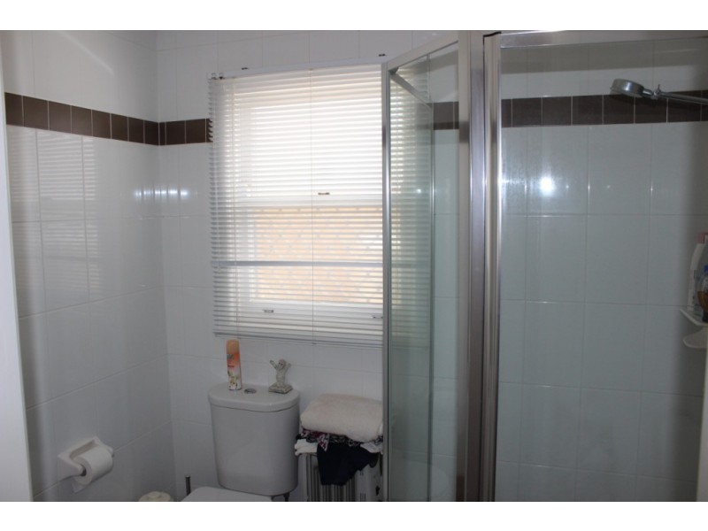 2/17 Diane Street, Tamworth NSW 2340