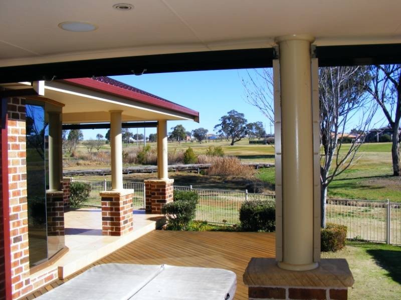 69 Greg Norman Drive, Tamworth NSW 2340