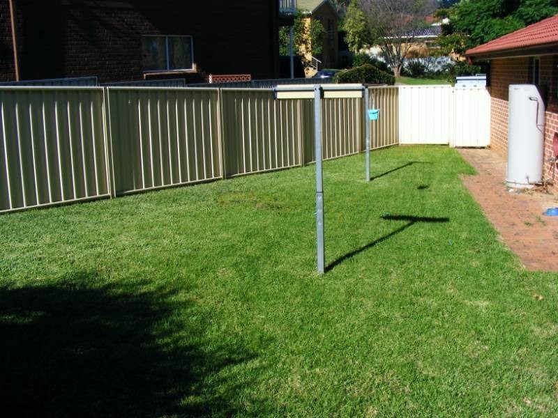 8 Wattle Close, Tamworth NSW 2340