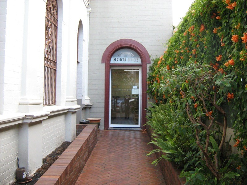 427 Peel Street, Tamworth NSW 2340