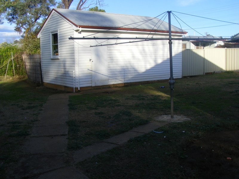 2 Electra Street, Tamworth NSW 2340