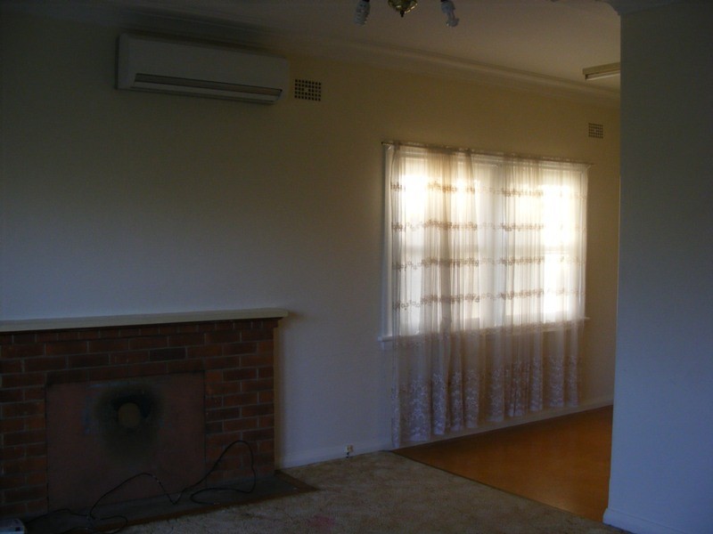 2 Electra Street, Tamworth NSW 2340