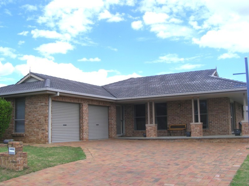 5 Heron Road, Tamworth NSW 2340