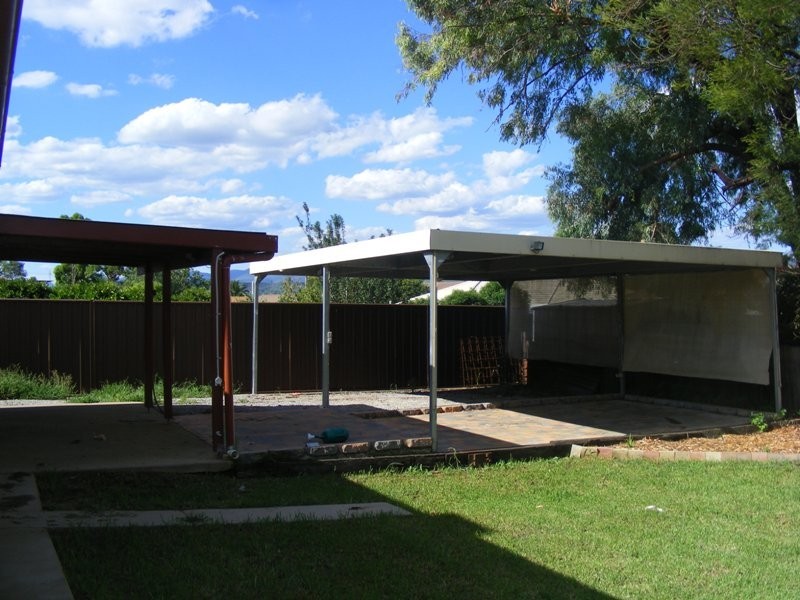 15 Baxter Place, Tamworth NSW 2340