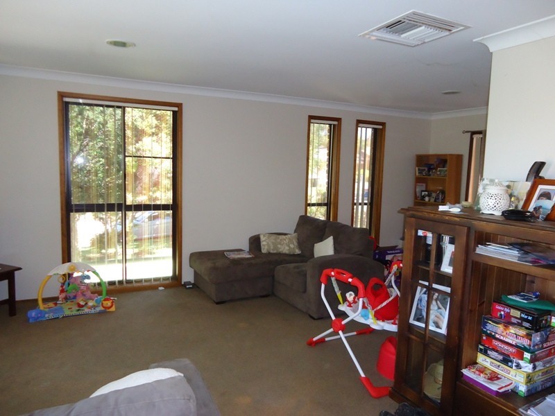 5 Prentice Avenue (East), Tamworth NSW 2340