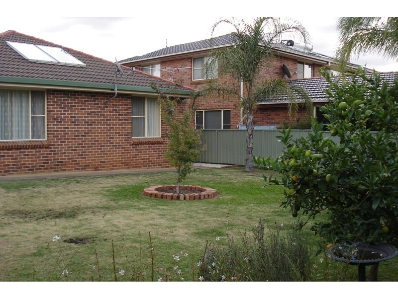 58 Greg Norman Drive, Tamworth NSW 2340