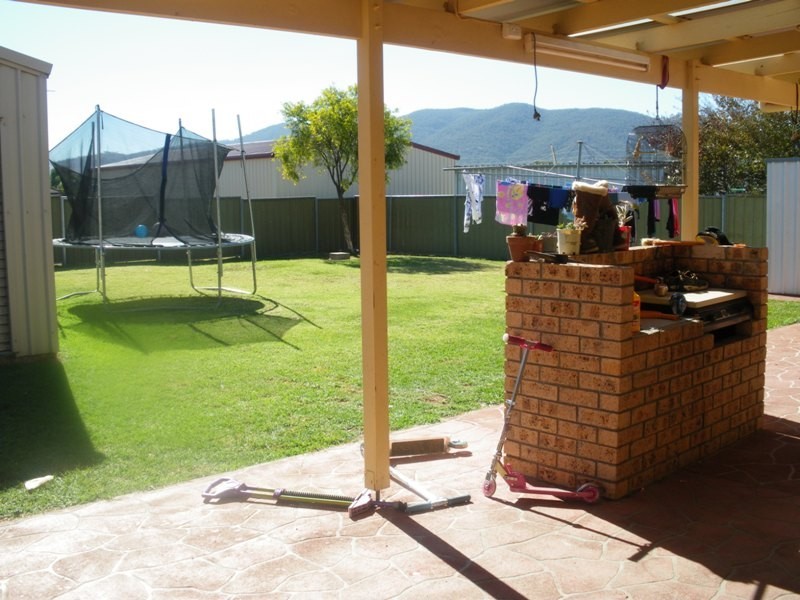 15 Kurrawan Street, Tamworth NSW 2340