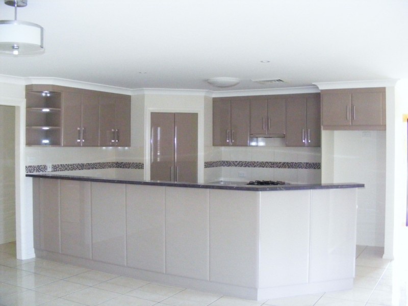 4 Kalinda Place, Tamworth NSW 2340