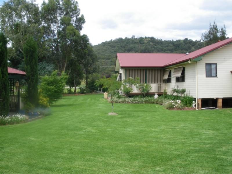 82 Duncan Street, Woolomin NSW 2340