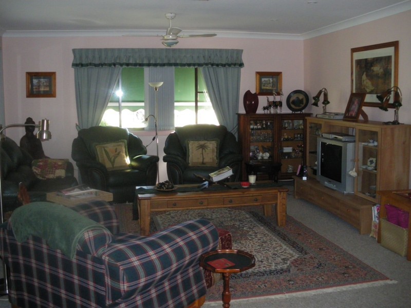 82 Duncan Street, Woolomin NSW 2340