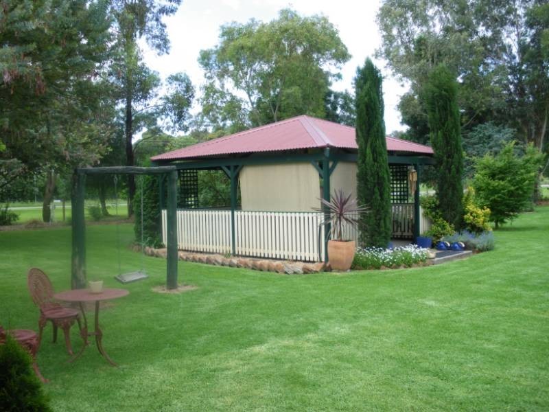 82 Duncan Street, Woolomin NSW 2340