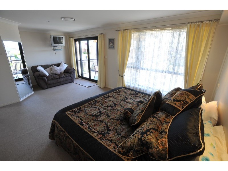 1A Bandalong Street, Tamworth NSW 2340