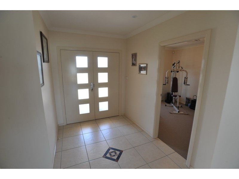 1A Bandalong Street, Tamworth NSW 2340