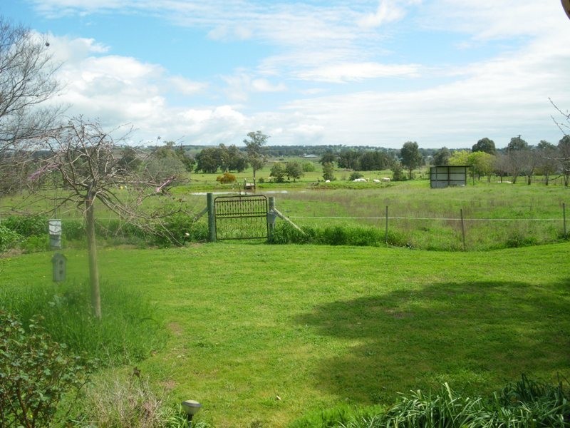 69 Onslow-Thompson Road, Tamworth NSW 2340