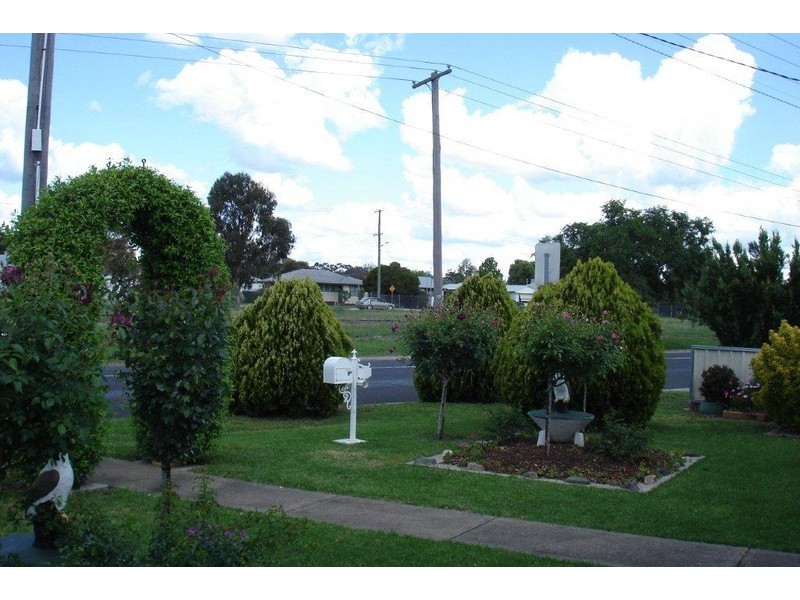69  Warral Road, Tamworth NSW 2340