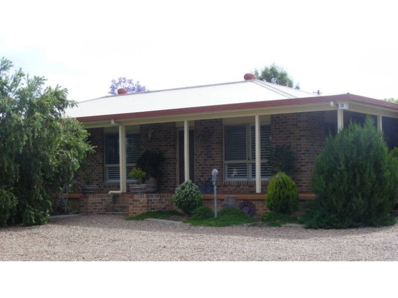 26 Hartman Drive, Tamworth NSW 2340