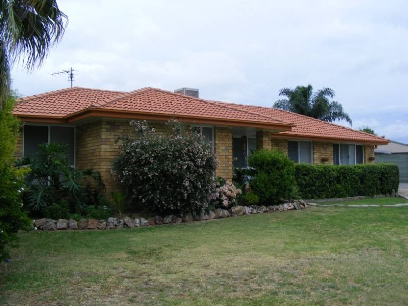 18 Dewhurst Street, Tamworth NSW 2340
