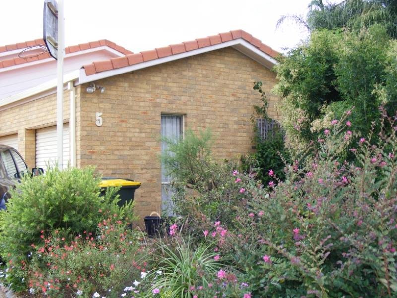 5 Wilga Place, Tamworth NSW 2340