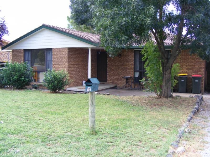32 Windhover Crescent, Tamworth NSW 2340
