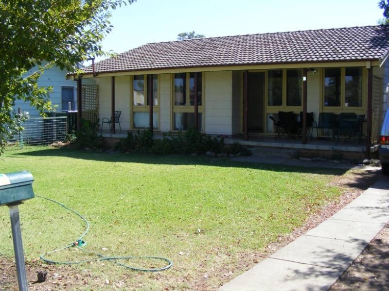 11 Green Street, Tamworth NSW 2340