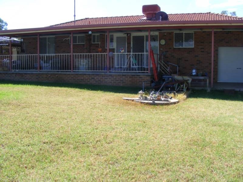 11 Ridge Street, Attunga NSW 2345