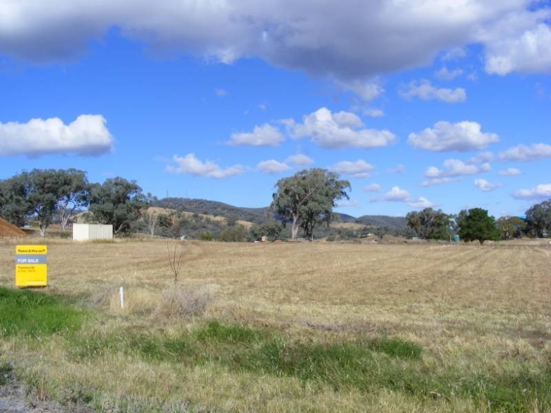 34 Flagstaff Road, Tamworth NSW 2340