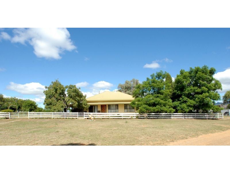 “Kanangra” 300 Lees Rd, Duri NSW 2344