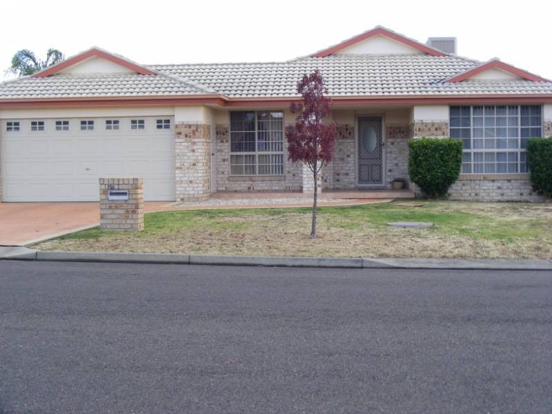 120 Morilla Street, Tamworth NSW 2340