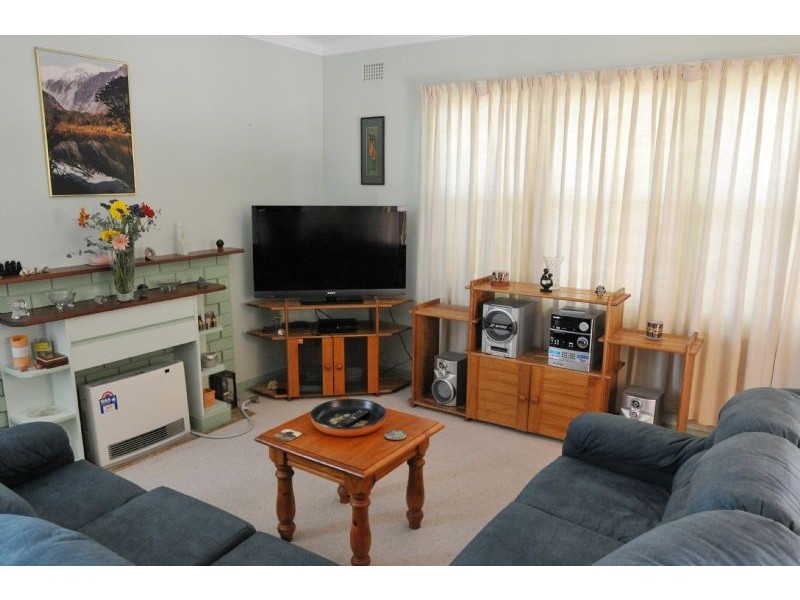 4 Kelso Avenue, Tamworth NSW 2340