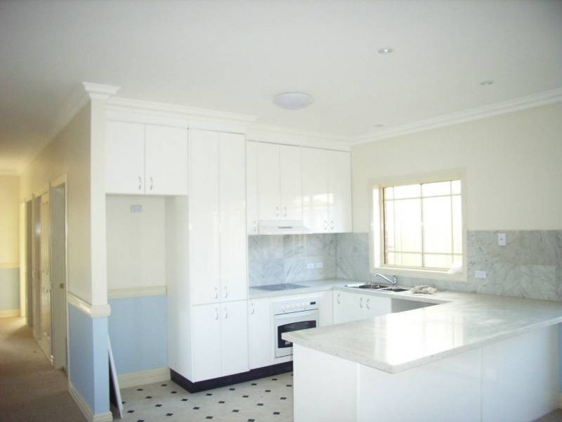 2/287 Marius Street, Tamworth NSW 2340