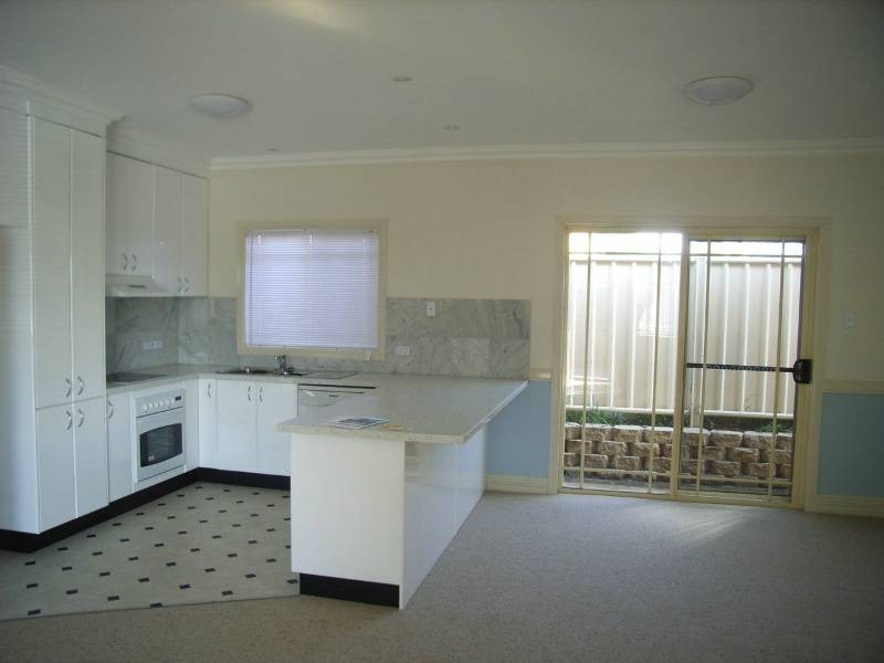 2/287 Marius Street, Tamworth NSW 2340