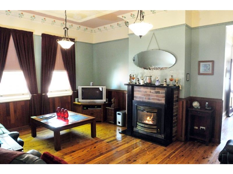 ‘Glendale’ 115 Brisbane Street, Tamworth NSW 2340