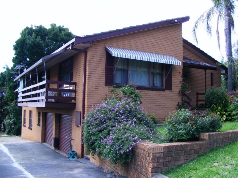 96 White Street, Tamworth NSW 2340