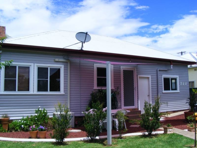 14 Bruce Street, Tamworth NSW 2340