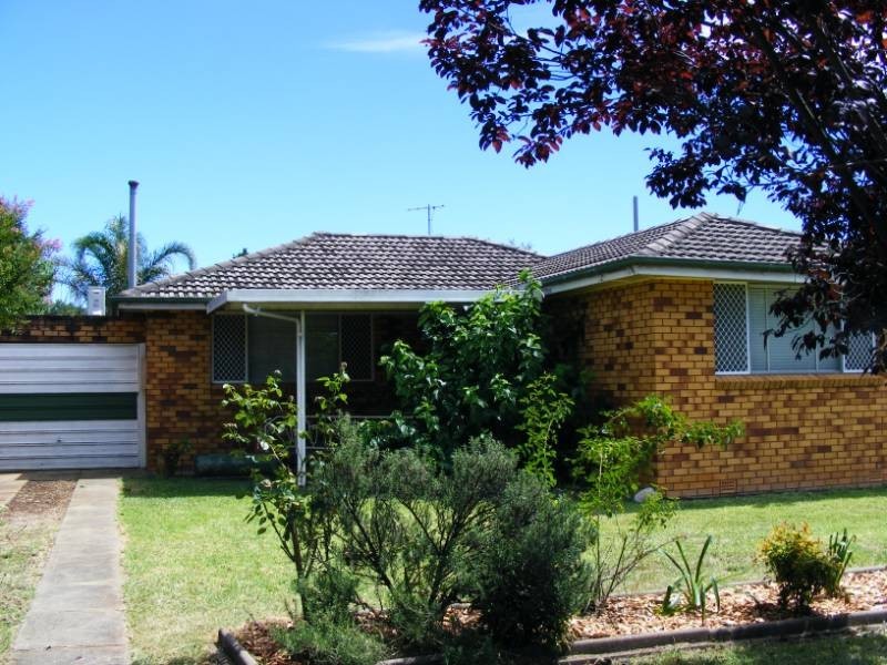 9 Bilkurra Street, Tamworth NSW 2340