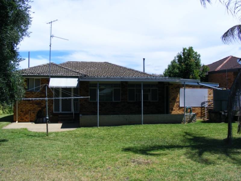 9 Bilkurra Street, Tamworth NSW 2340