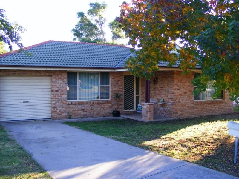 8 Wallamoul Street, Tamworth NSW 2340