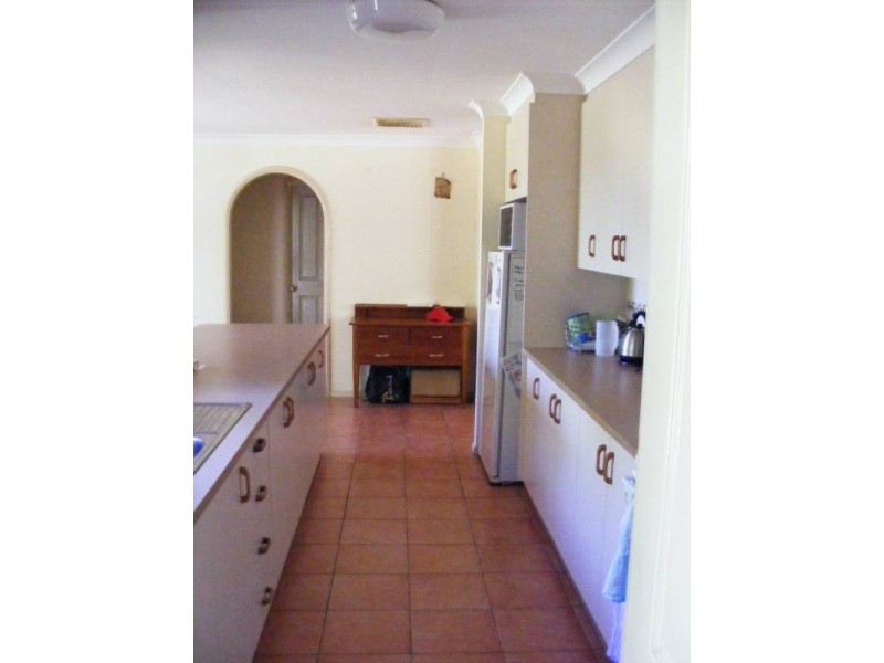 8 Wallamoul Street, Tamworth NSW 2340