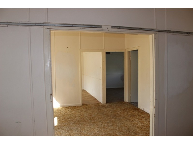 20 Hall Street, Tamworth NSW 2340