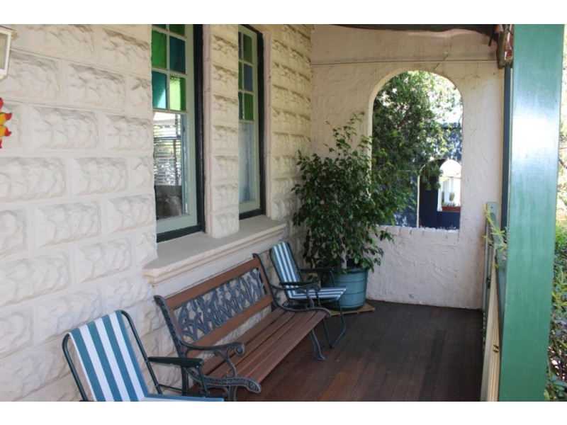 63 Darling Street (East), Tamworth NSW 2340