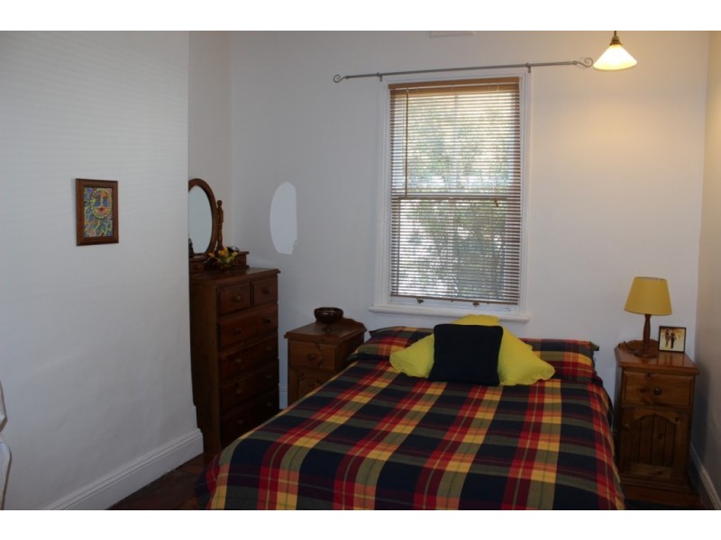 63 Darling Street (East), Tamworth NSW 2340