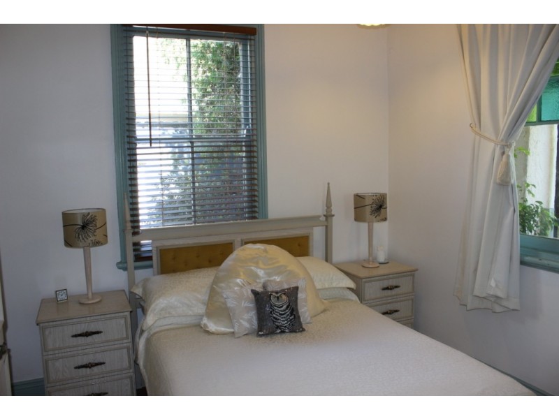 63 Darling Street (East), Tamworth NSW 2340