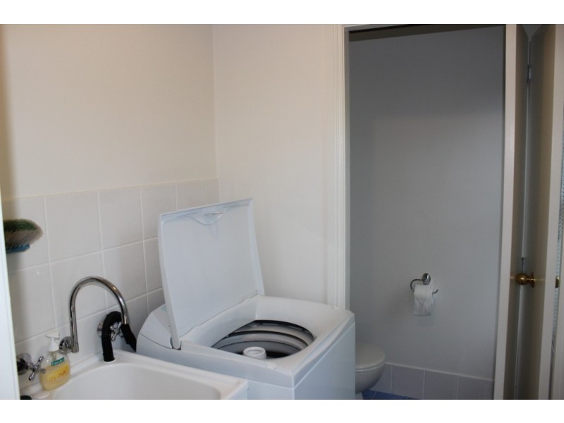 63 Darling Street (East), Tamworth NSW 2340