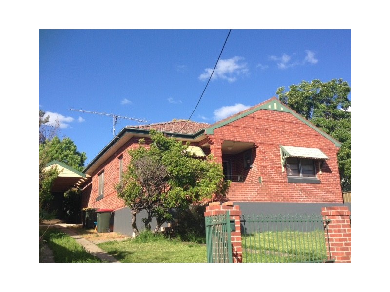 10 Douglas Avenue, Tamworth NSW 2340