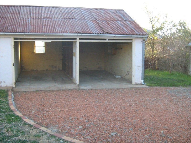 87 Rawson Ave, Tamworth NSW 2340