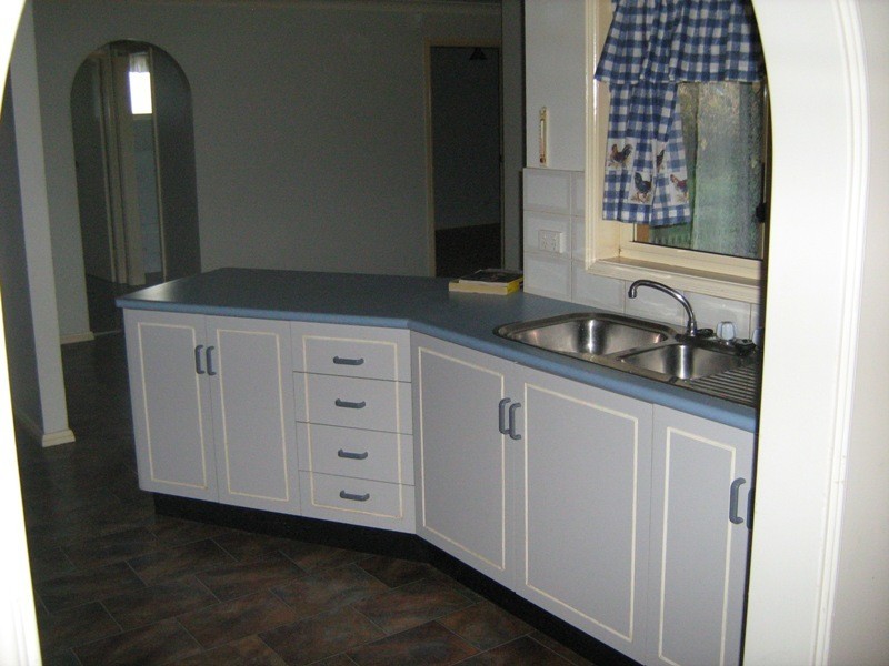 37 Kurrajong Street, Tamworth NSW 2340