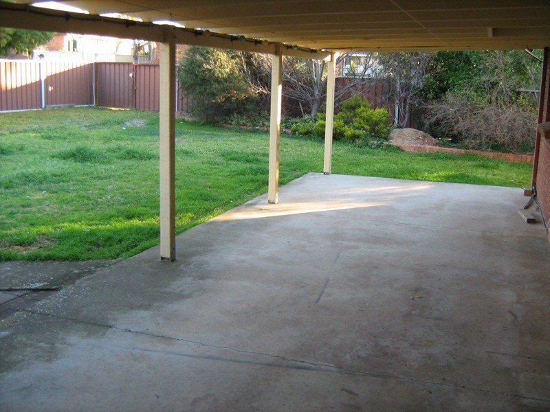 37 Kurrajong Street, Tamworth NSW 2340