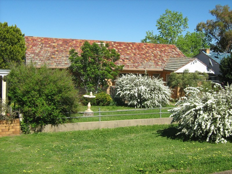 21 Golf Street, Tamworth NSW 2340