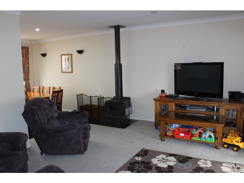 2 Banksia Street, Tamworth NSW 2340