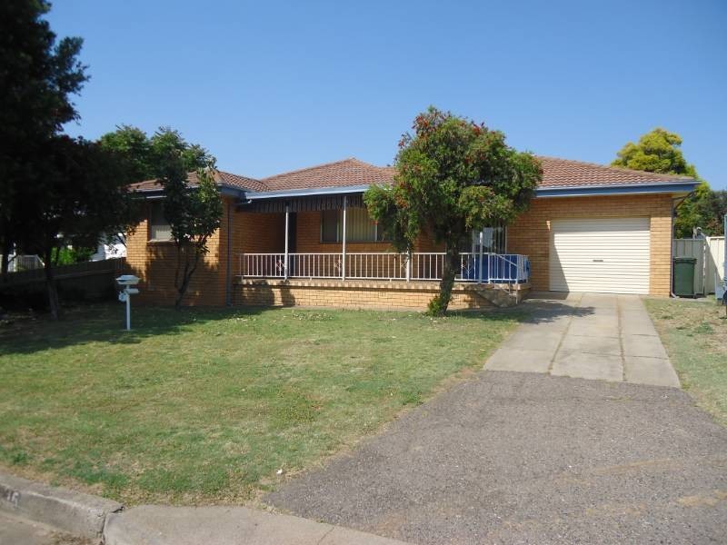 15 Nancy Street, Tamworth NSW 2340
